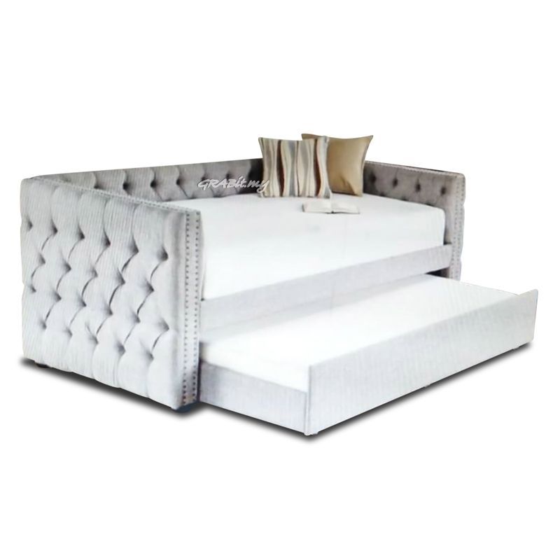 Caeira Bed With Pull Out